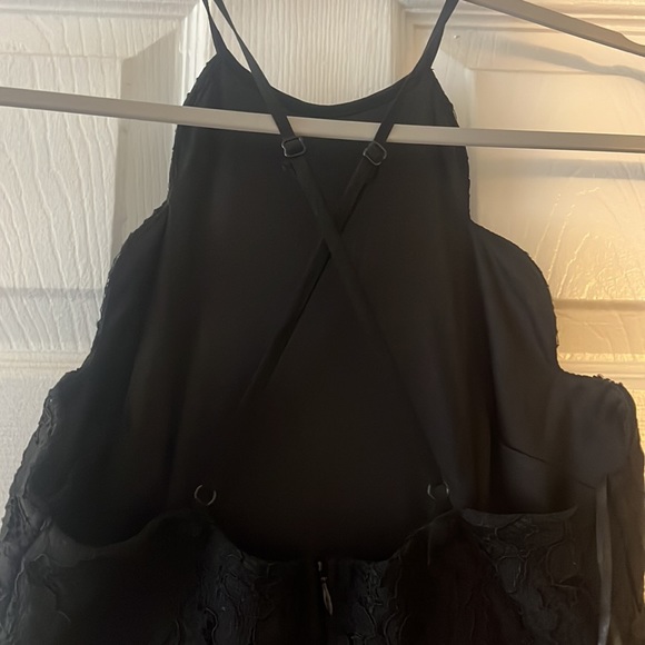 Black lace prom dress - Picture 3 of 4